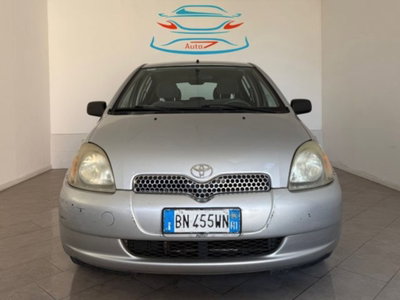 Toyota Yaris 16V cat 5 porte Sol usata