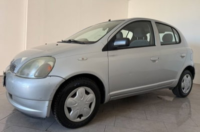 Toyota Yaris 16V cat 5 porte Sol (3)