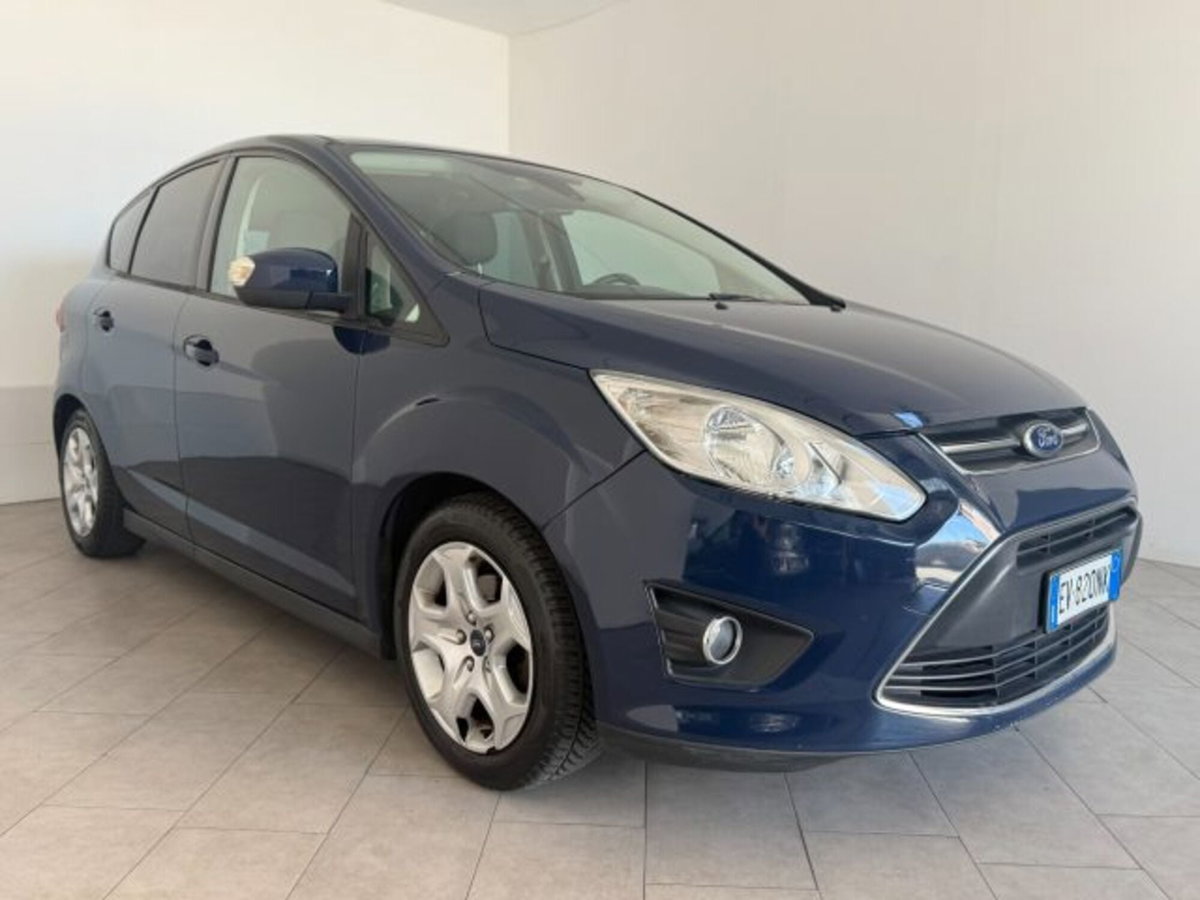 Ford C-Max 1.6 120CV GPL Titanium (3)