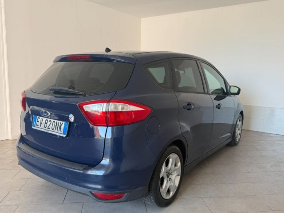 Ford C-Max 1.6 120CV GPL Titanium (4)