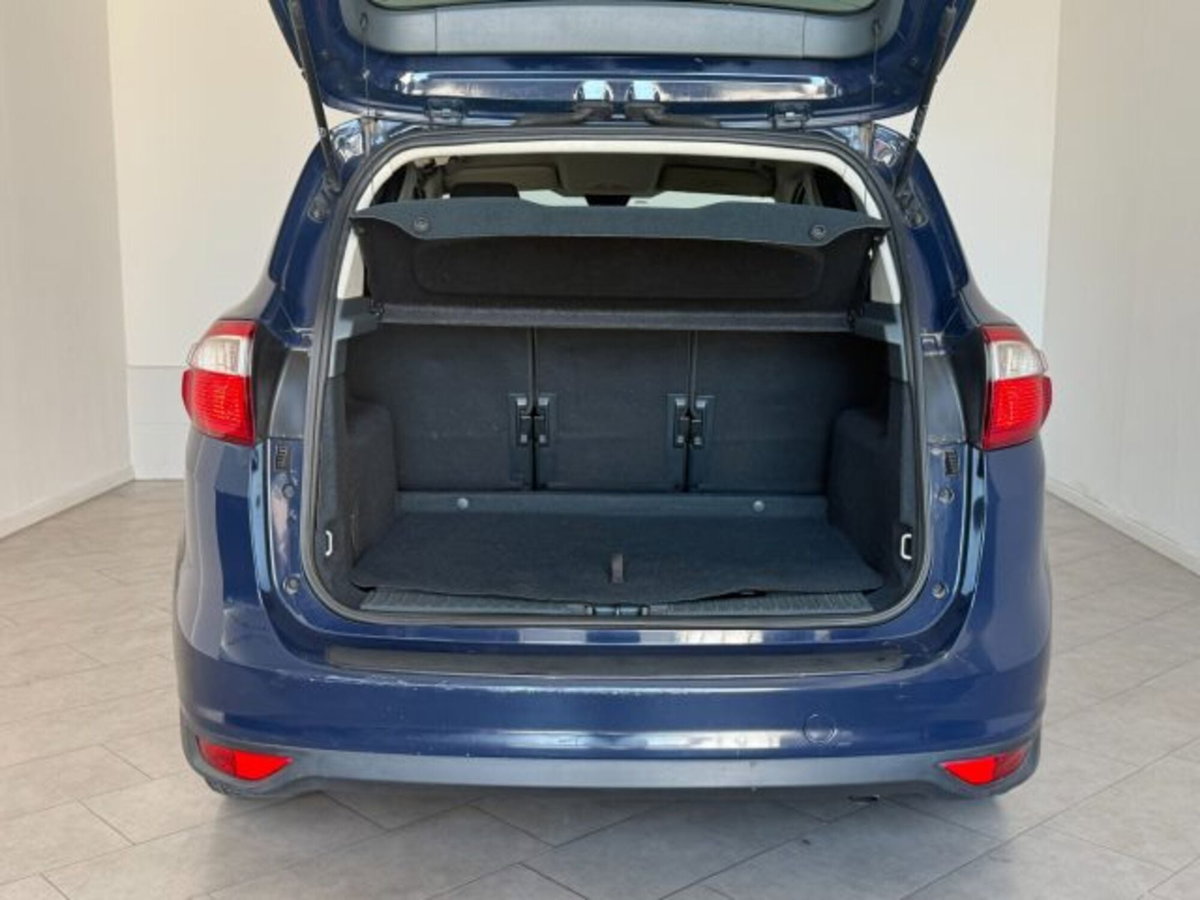 Ford C-Max 1.6 120CV GPL Titanium (7)