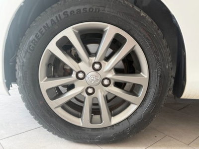 Toyota Yaris 1.0 5 porte Trend (20)