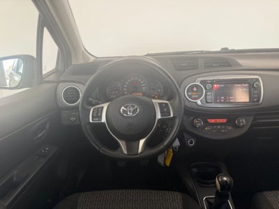 Toyota Yaris 1.0 5 porte Trend (8)