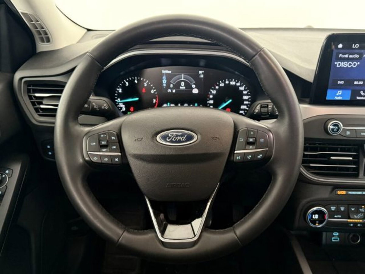 Ford Focus 1.0 EcoBoost Hybrid 125 CV Powershift 5p. Active X (11)