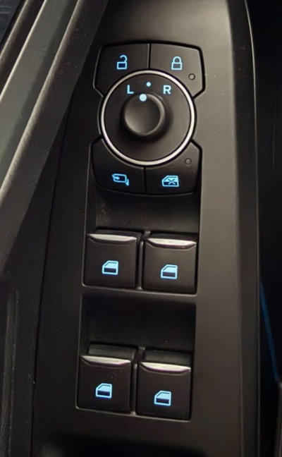 Ford Focus 1.0 EcoBoost Hybrid 125 CV Powershift 5p. Active X (18)
