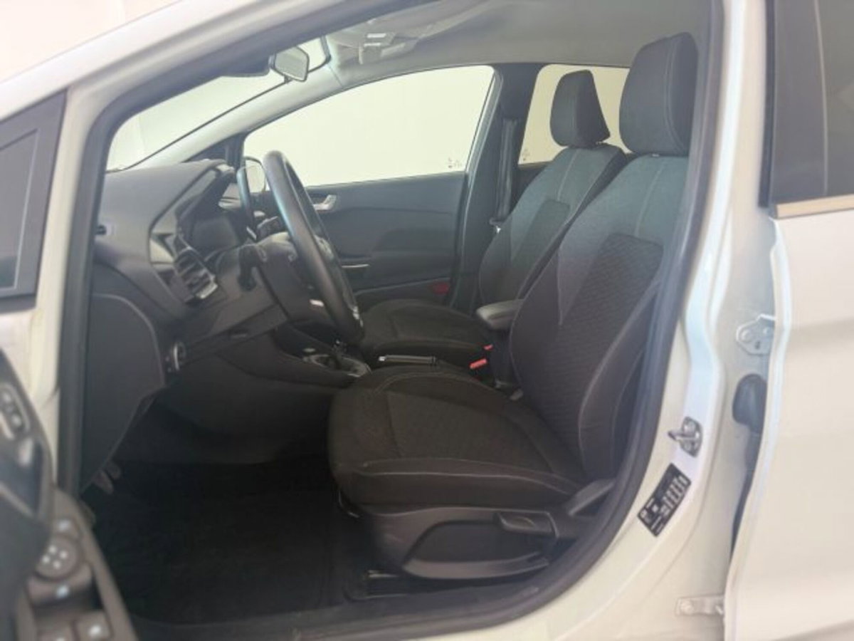 Ford Fiesta 1.0 Ecoboost Hybrid 125 CV 5 porte ST-Line X (11)