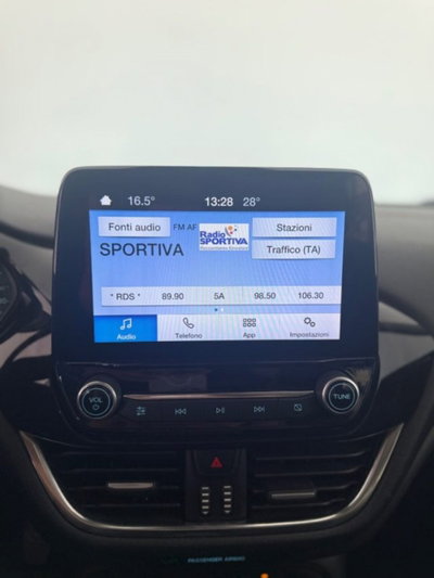 Ford Fiesta 1.0 Ecoboost Hybrid 125 CV 5 porte ST-Line X (19)
