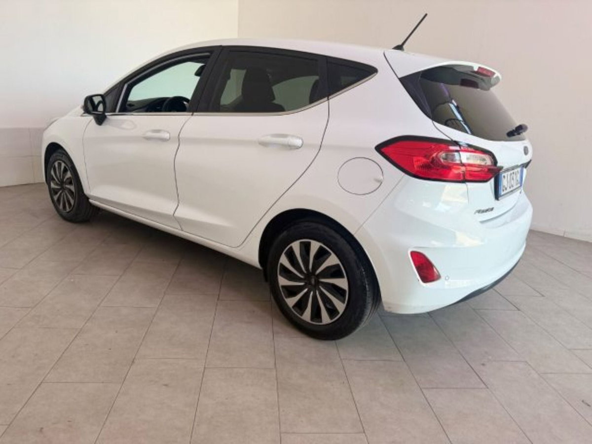 Ford Fiesta 1.0 Ecoboost Hybrid 125 CV 5 porte ST-Line X (7)
