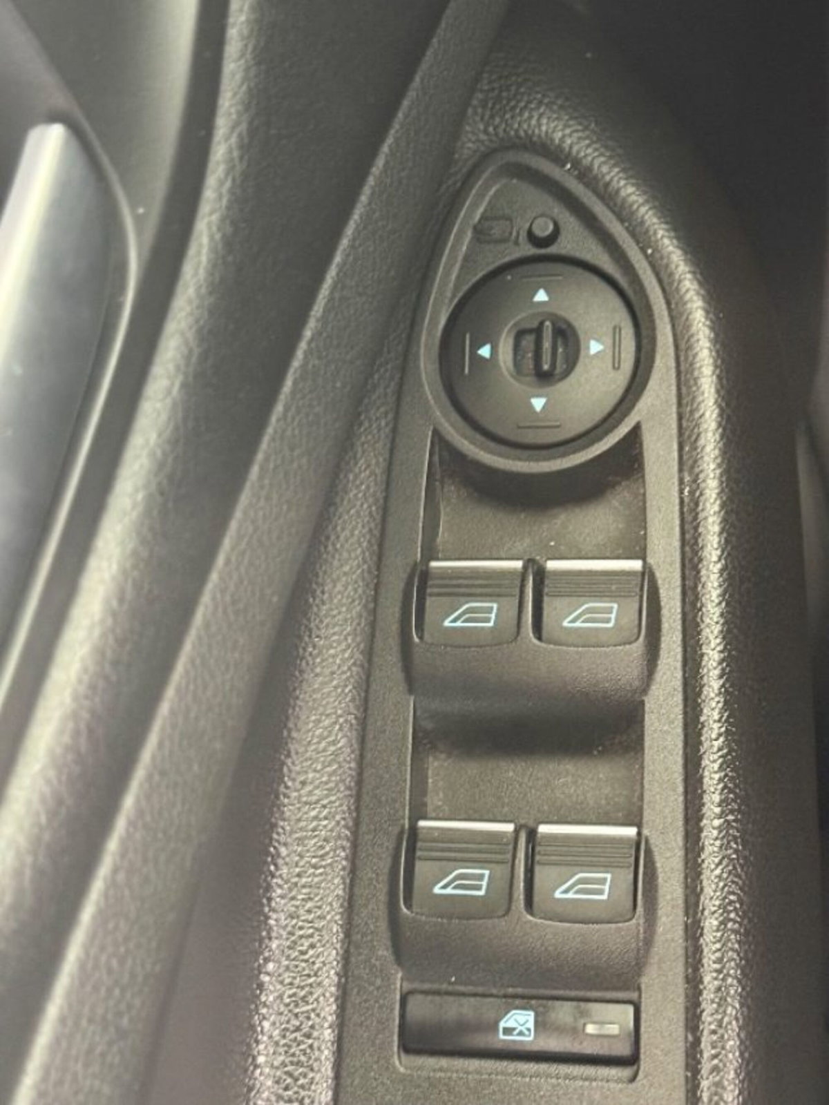 Ford Kuga 1.5 EcoBoost 120 CV S&S 2WD ST-Line (20)