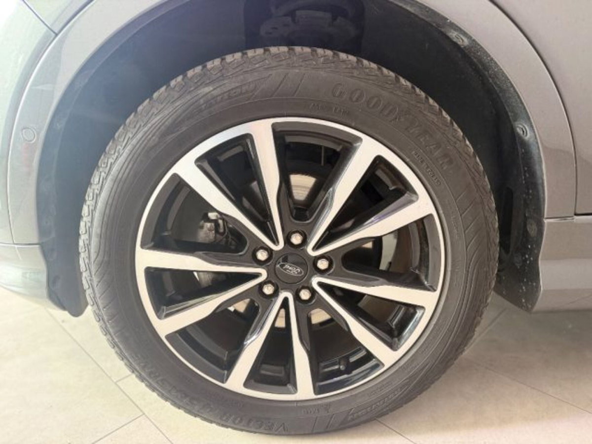 Ford Kuga 1.5 EcoBoost 120 CV S&S 2WD ST-Line (4)
