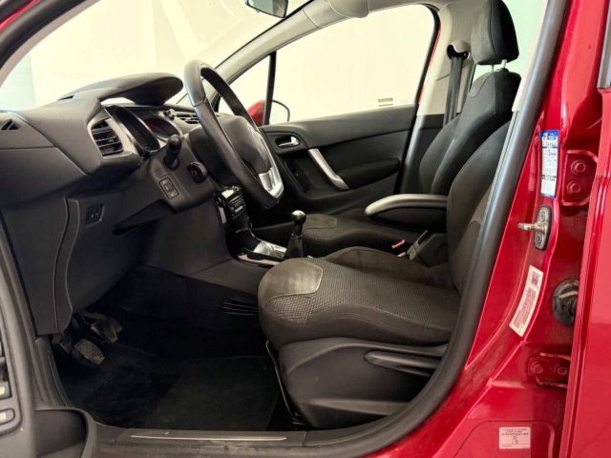 Citroen C3 1.6 e-HDi 90 airdream Exclusive (14)