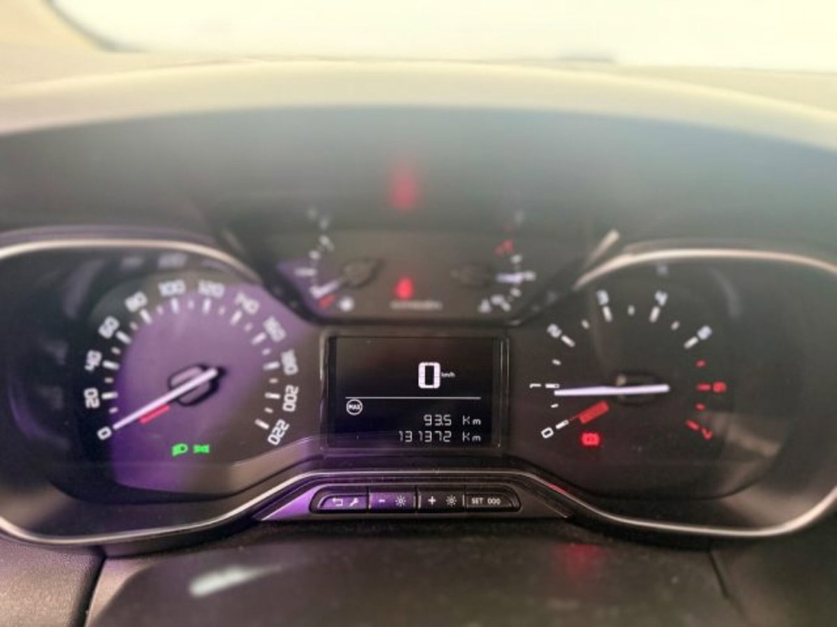 Citroen C3 Aircross PureTech 110 S&S Shine Pack (19)