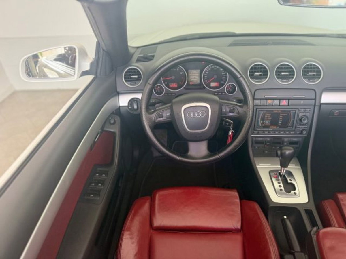 Audi A4 Cabrio Cabriolet 2.0 16V TFSI multitronic (11)