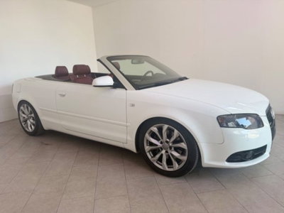 Audi A4 Cabrio Cabriolet 2.0 16V TFSI multitronic (2)