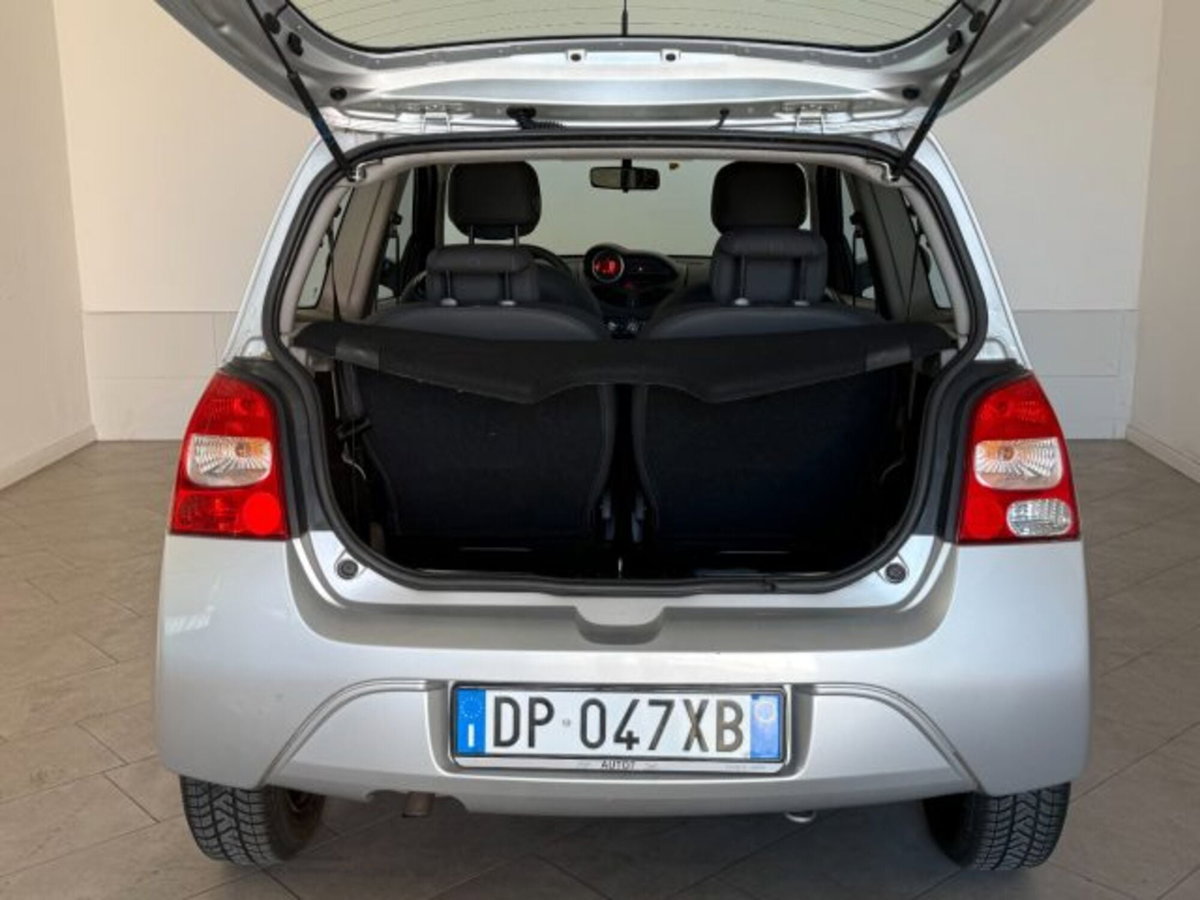 Renault Twingo 1.2 16V Initiale (9)