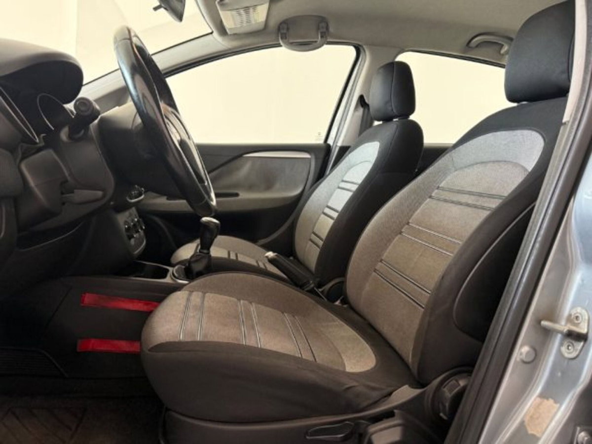Fiat Punto Evo 1.3 Mjt 75 CV 5 porte Active (17)