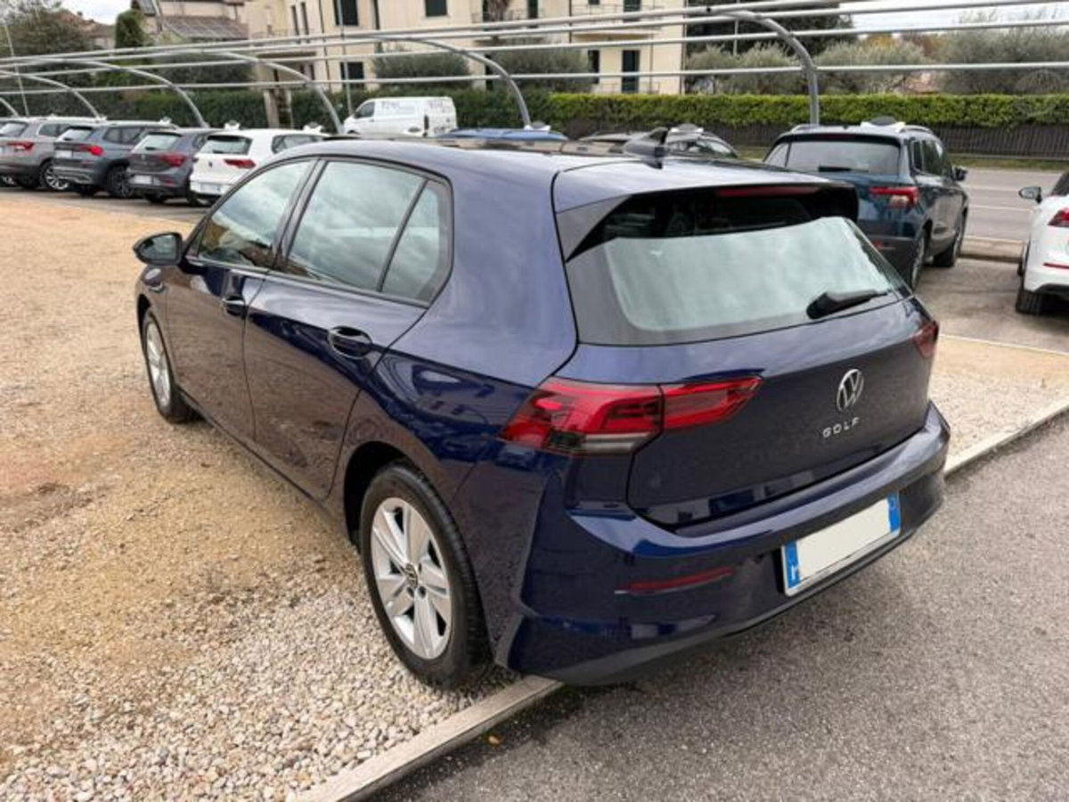 Volkswagen Golf Variant 2.0 TDI SCR DSG Life (4)