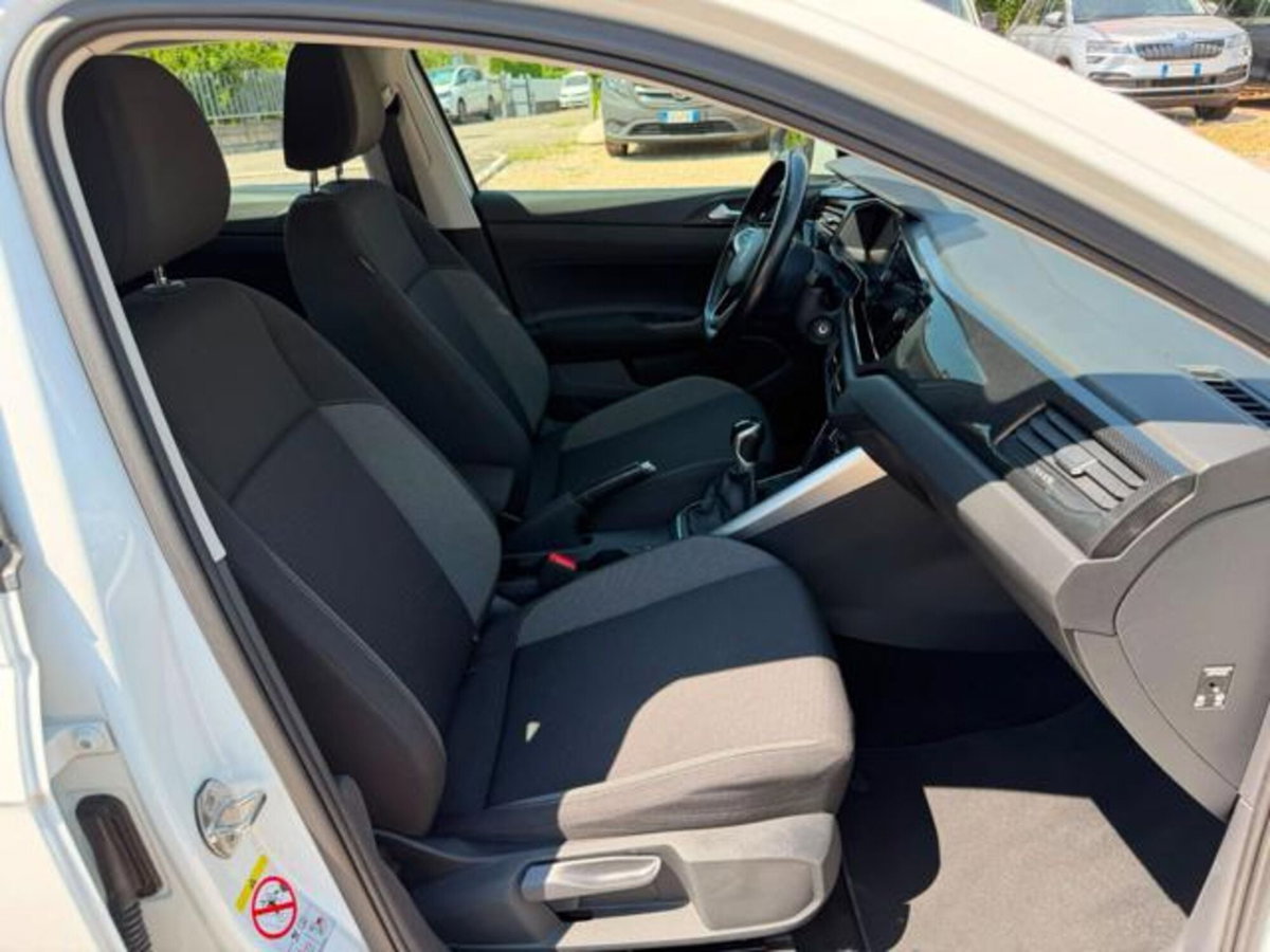 Volkswagen Taigo 1.0 tsi Life 95cv (6)