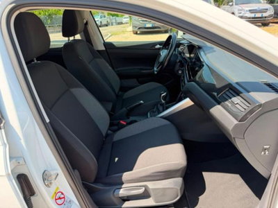 Volkswagen Taigo 1.0 tsi Life 95cv (6)