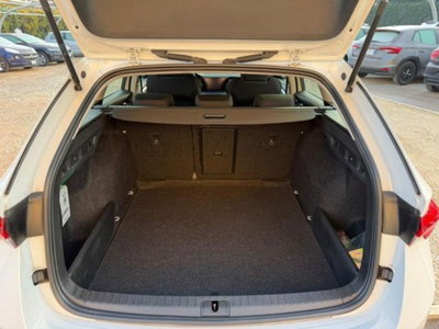 Skoda Octavia Station Wagon 2.0 TDI EVO SCR DSG Wagon Executive (14)