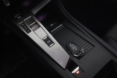 Peugeot 308 PureTech Turbo 130 S&S EAT8 Allure (14)