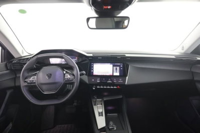 Peugeot 308 PureTech Turbo 130 S&S EAT8 Allure (4)