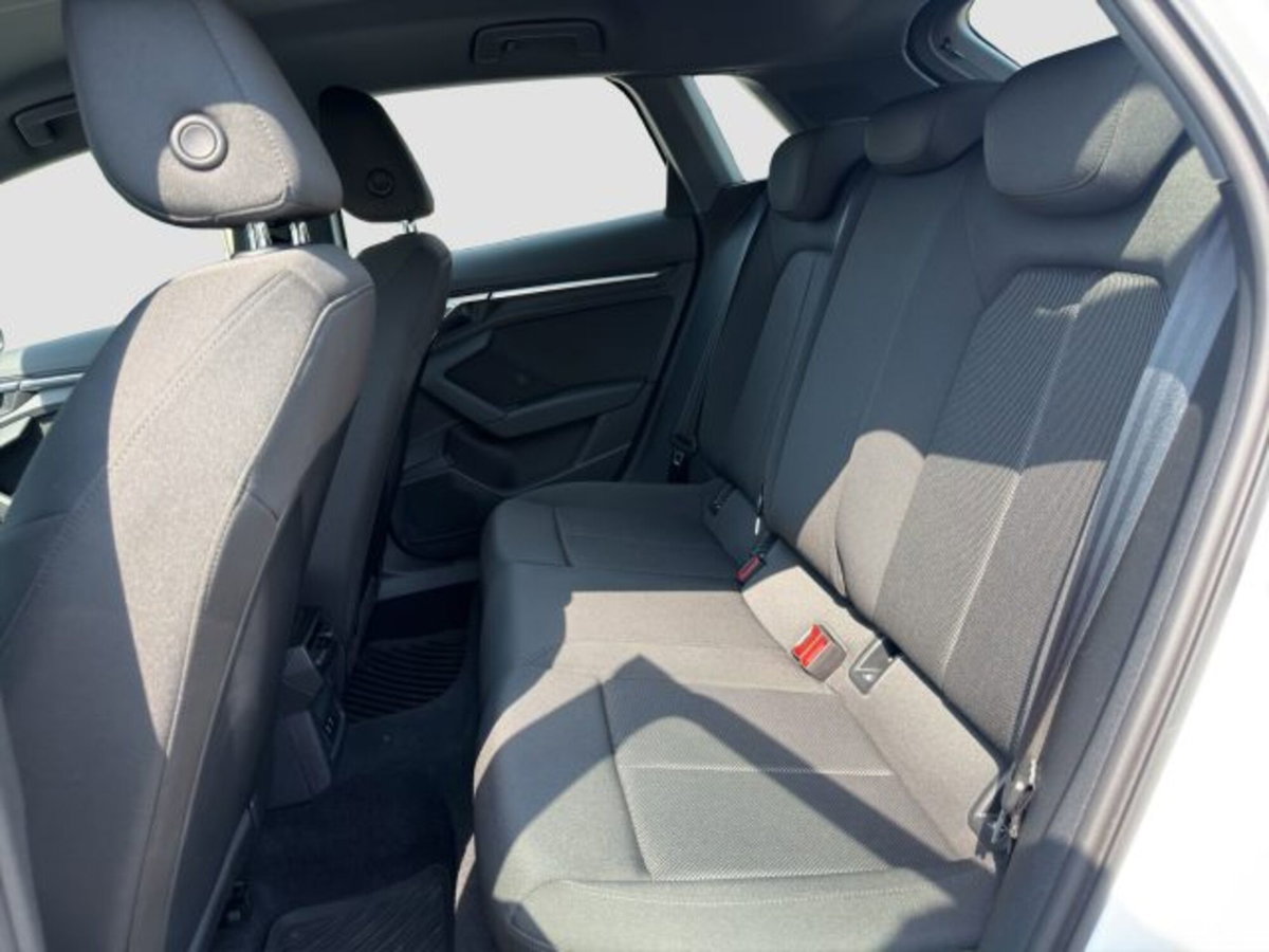 Audi A3 Sportback 30 TFSI Business (11)