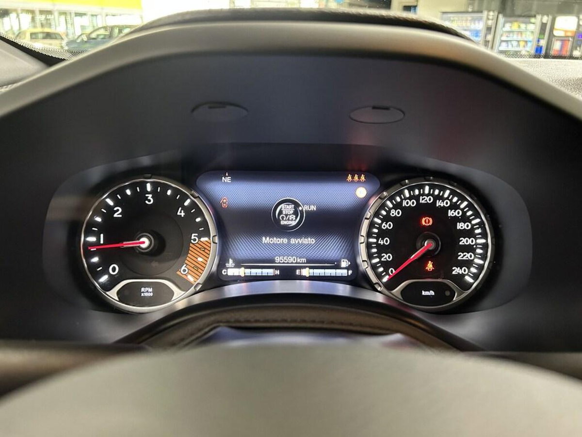 Jeep Renegade 1.6 mjt Limited 2wd 130cv (11)