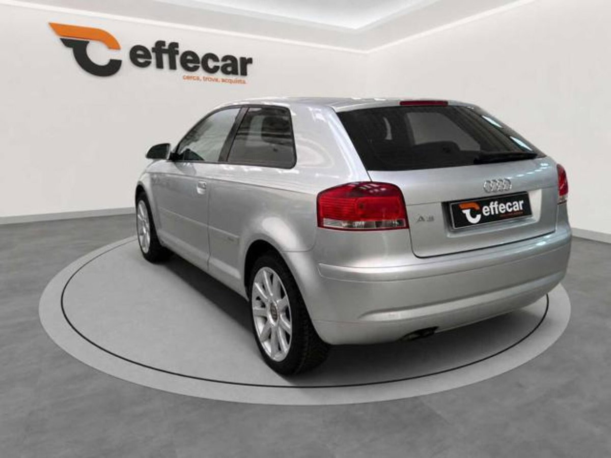 Audi A3 1.9 TDI Ambiente (4)