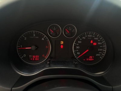 Audi A3 1.9 TDI Ambiente (9)