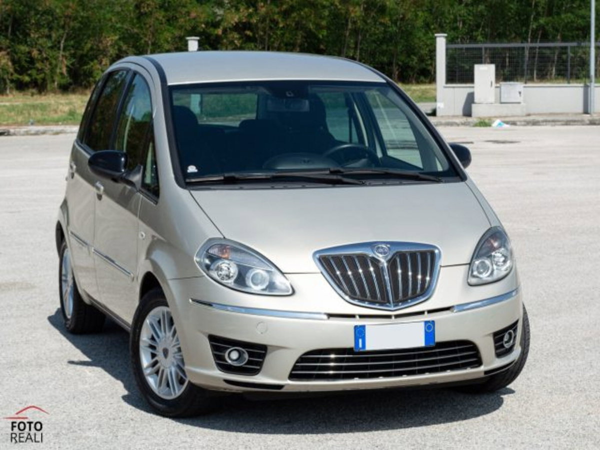 Lancia Musa 1.3 Mjt 95 CV 5th Avenue (16)