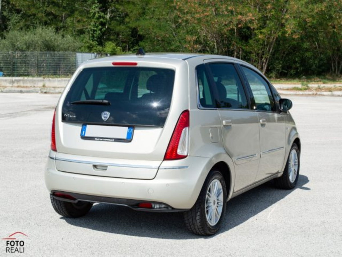Lancia Musa 1.3 Mjt 95 CV 5th Avenue (6)