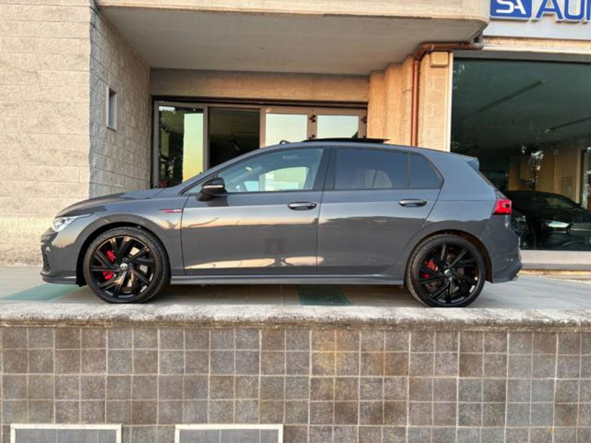 Volkswagen Golf 2.0 tsi GTI MT Ultimate 245cv (8)