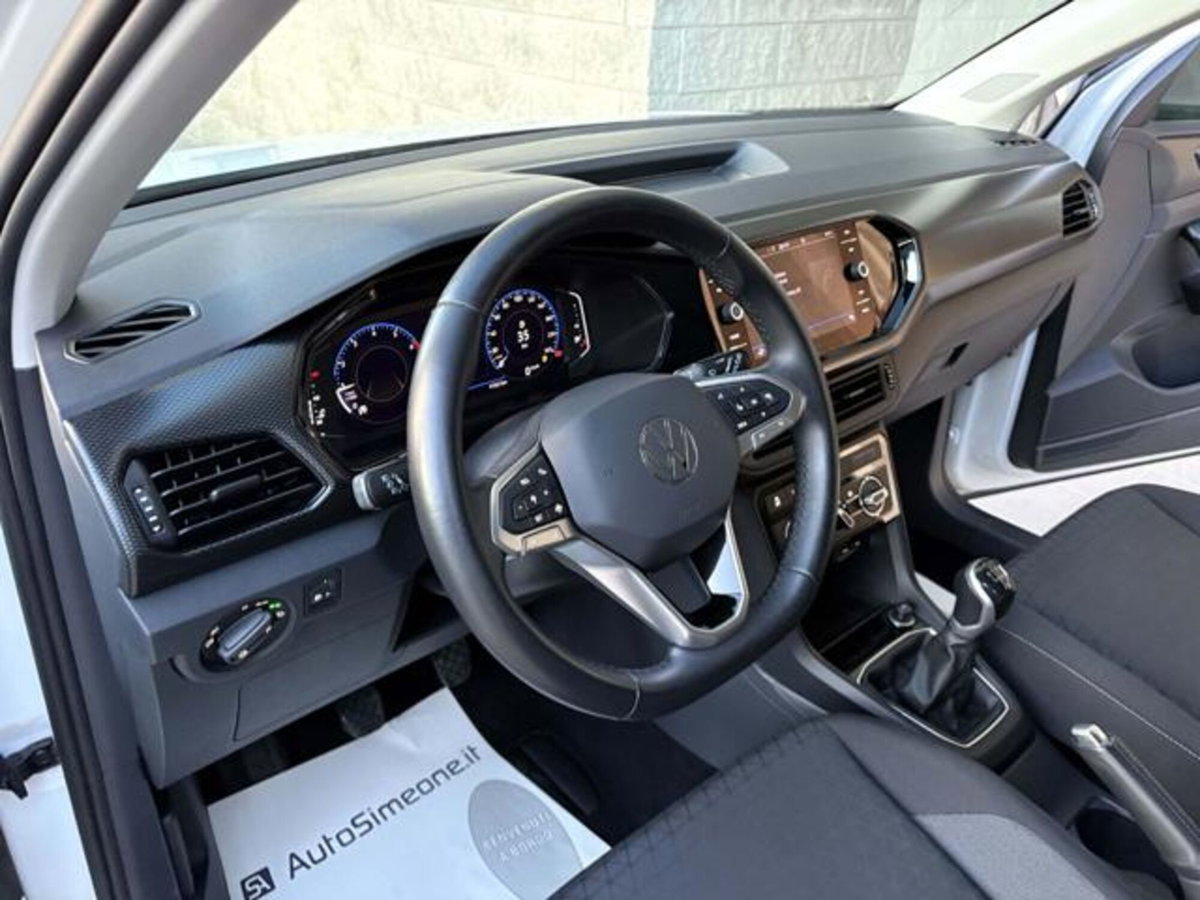 Volkswagen T-Cross 1.0 TSI Urban BMT (12)