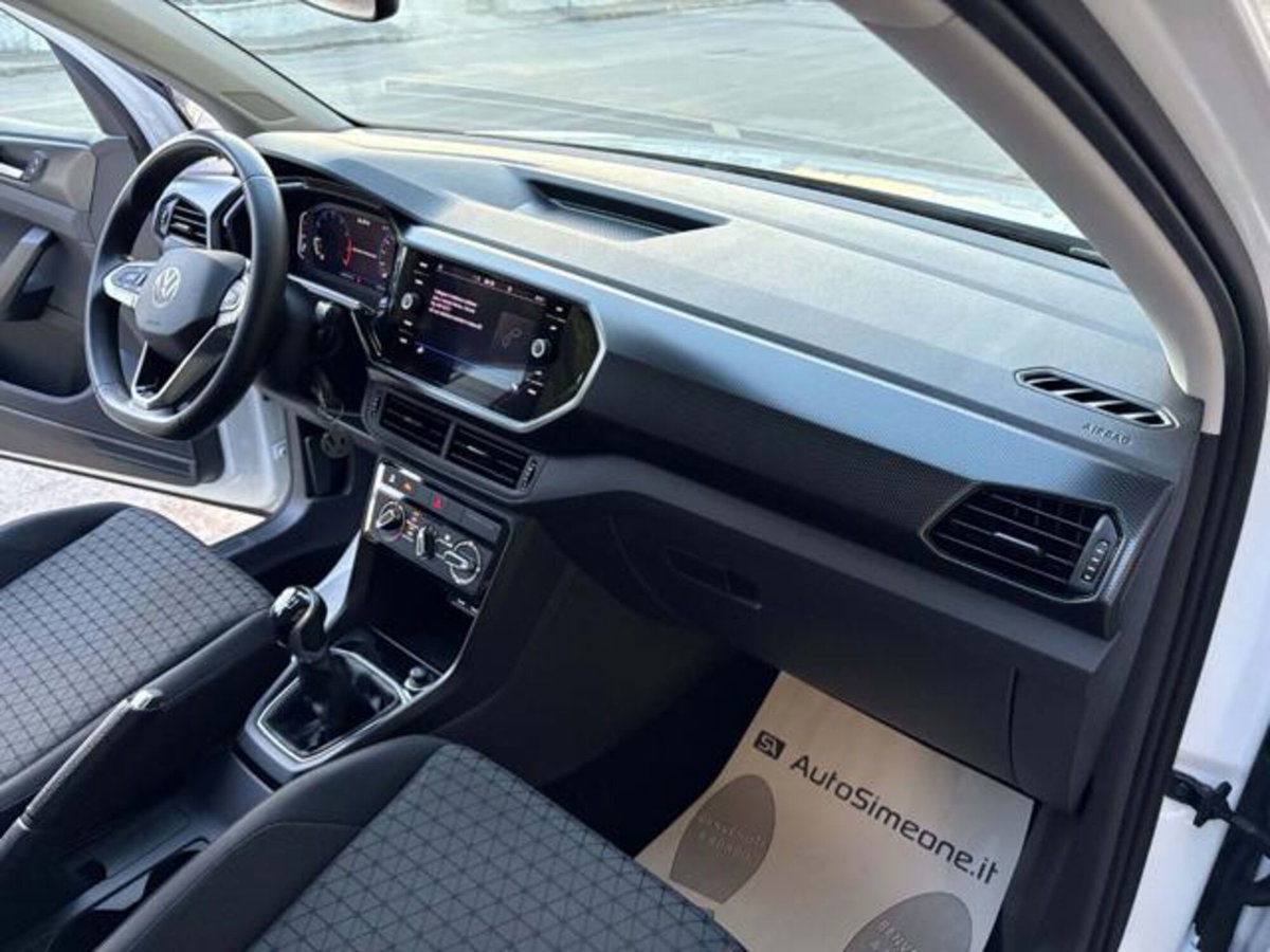Volkswagen T-Cross 1.0 TSI Urban BMT (14)