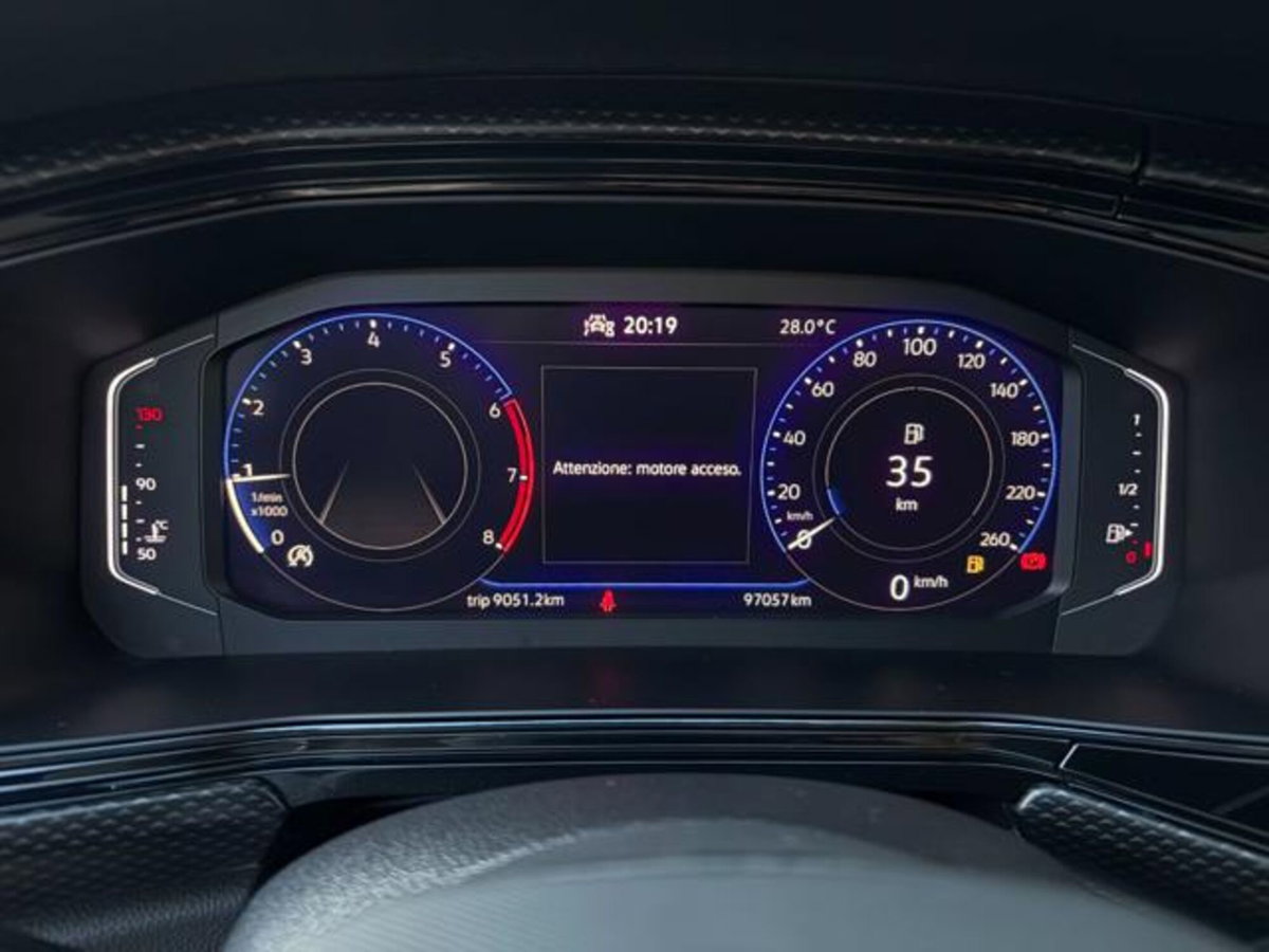 Volkswagen T-Cross 1.0 TSI Urban BMT (16)