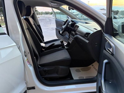 Volkswagen T-Cross 1.0 TSI Urban BMT (9)