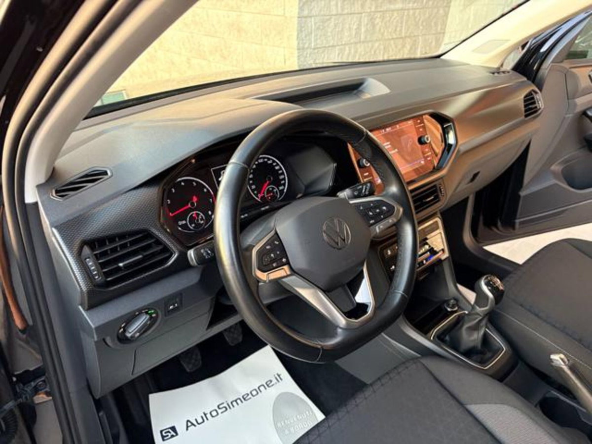 Volkswagen T-Cross 1.0 TSI Urban BMT (12)