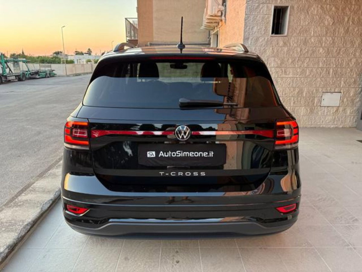 Volkswagen T-Cross 1.0 TSI Urban BMT (6)