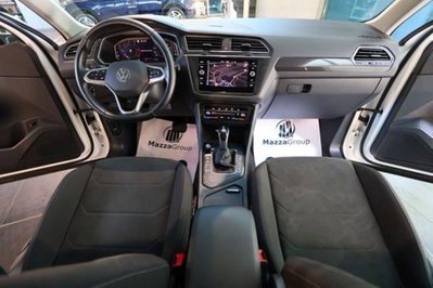 Volkswagen Tiguan 2.0 TDI 150 CV SCR DSG 4MOTION Elegance (15)