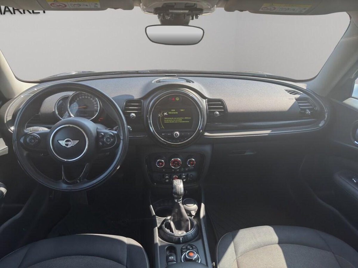 MINI Mini Clubman Clubman 2.0 Cooper D Essential auto (13)