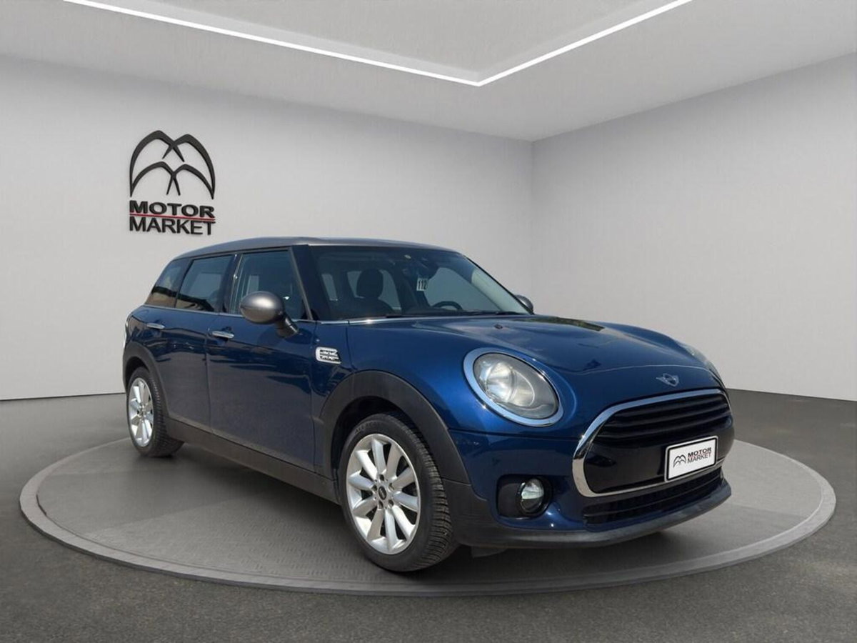 MINI Mini Clubman Clubman 2.0 Cooper D Essential auto (3)