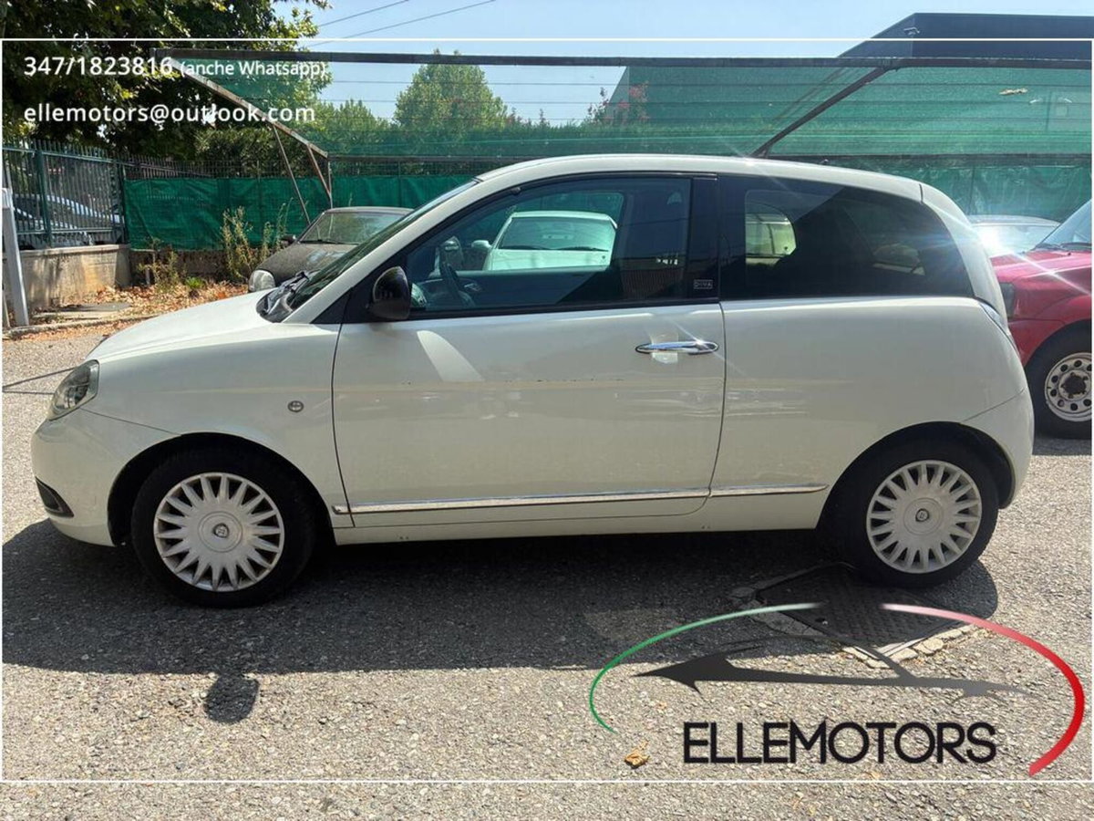 Lancia Ypsilon 1.4 Diva Ecochic GPL (10)