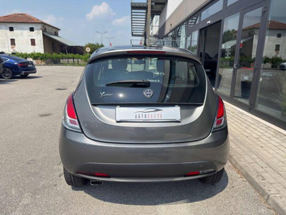 Lancia Ypsilon 1.2 69 CV 5 porte Elefantino (5)