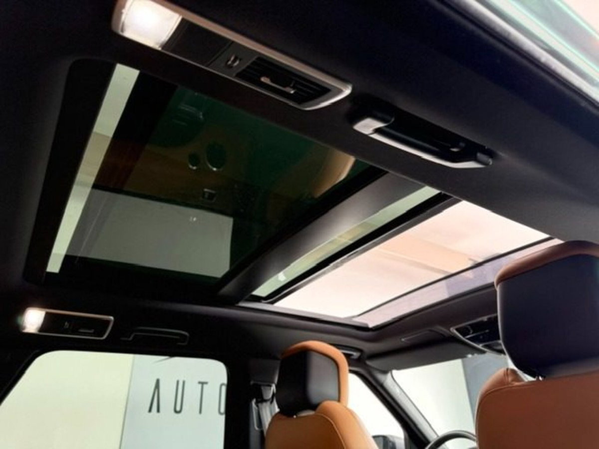 Land Rover Range Rover Sport 2.0 Si4 HSE (18)