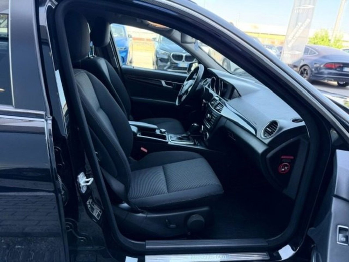 Mercedes-Benz Classe C Station Wagon 220 CDI BlueEFFICIENCY Executive (11)