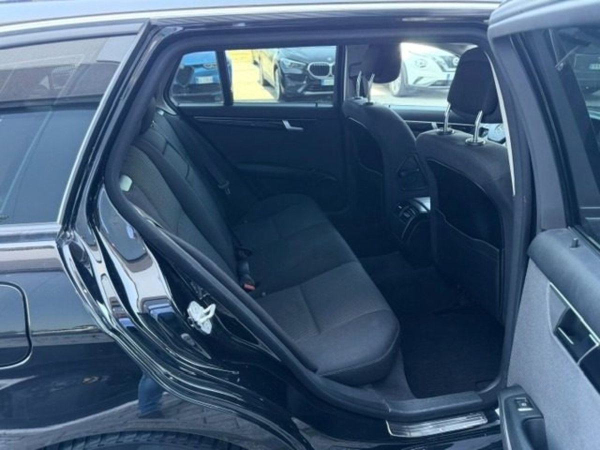 Mercedes-Benz Classe C Station Wagon 220 CDI BlueEFFICIENCY Executive (12)