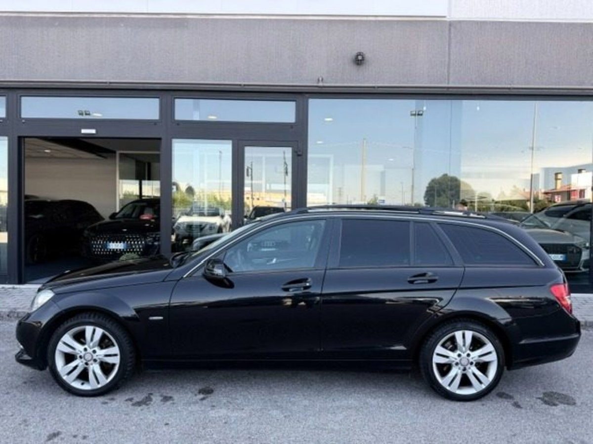 Mercedes-Benz Classe C Station Wagon 220 CDI BlueEFFICIENCY Executive (6)
