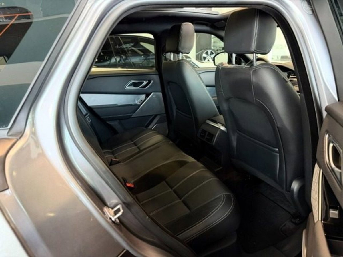 Land Rover Range Rover Velar 3.0D l6 300 CV R-Dynamic HSE (12)