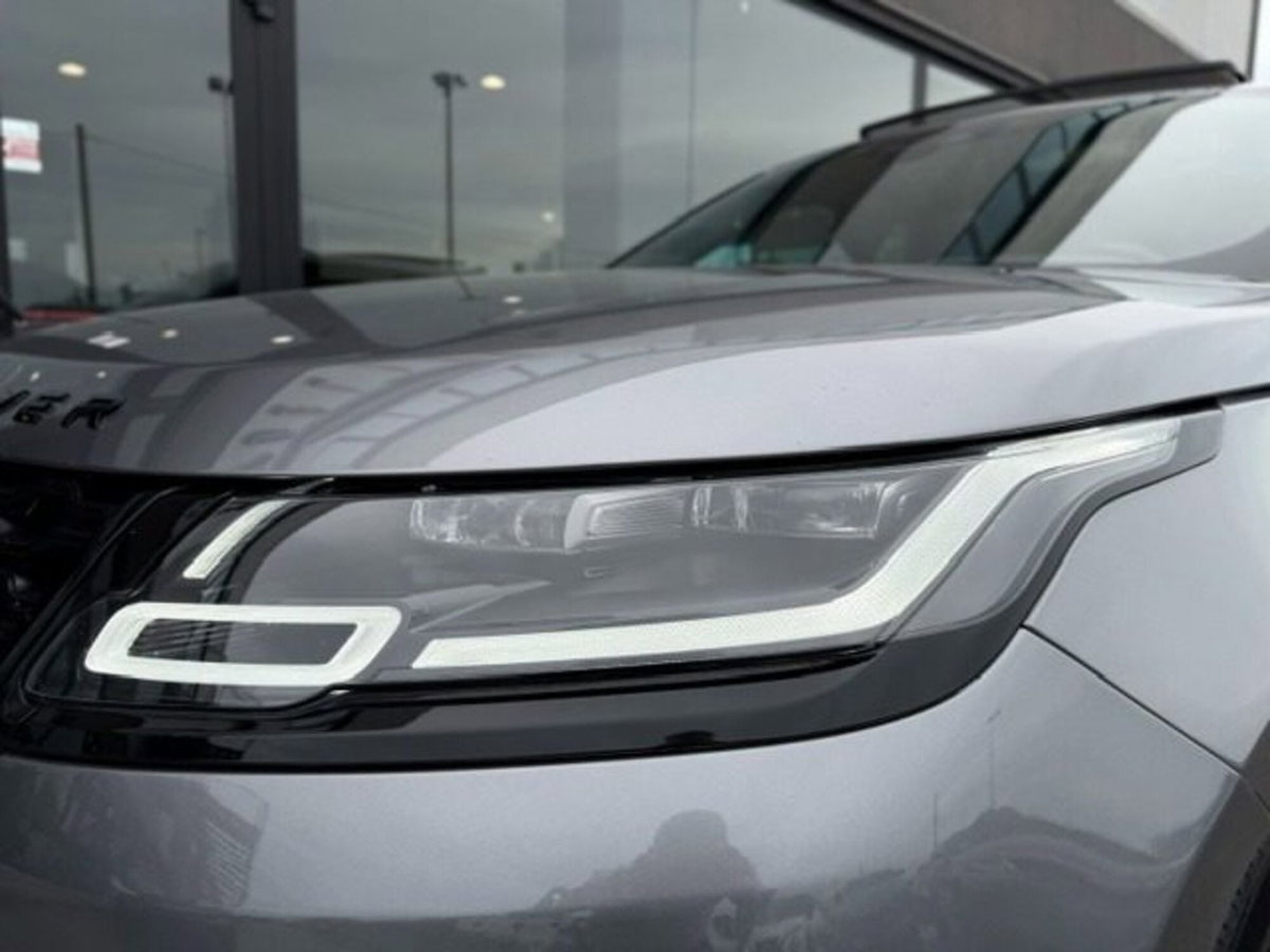 Land Rover Range Rover Velar 3.0D l6 300 CV R-Dynamic HSE (15)